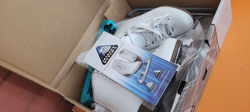 Коньки фигурные Jackson ultima