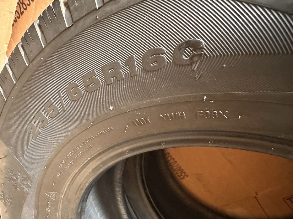 Шины 235/65R16 (4шт)