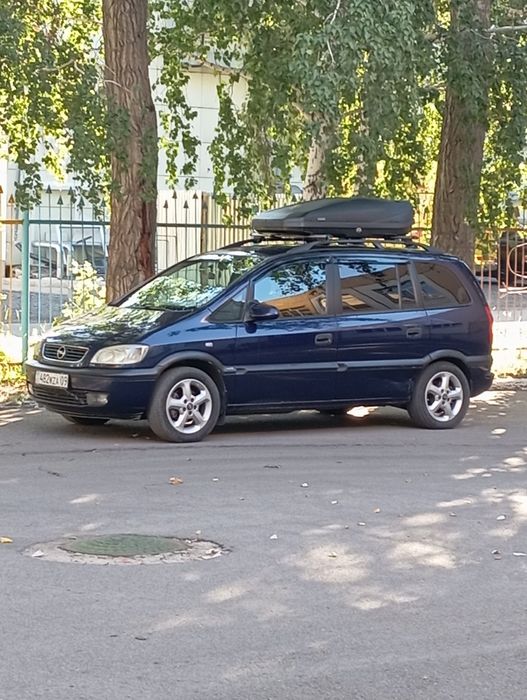 Продаю Опель Зафира А