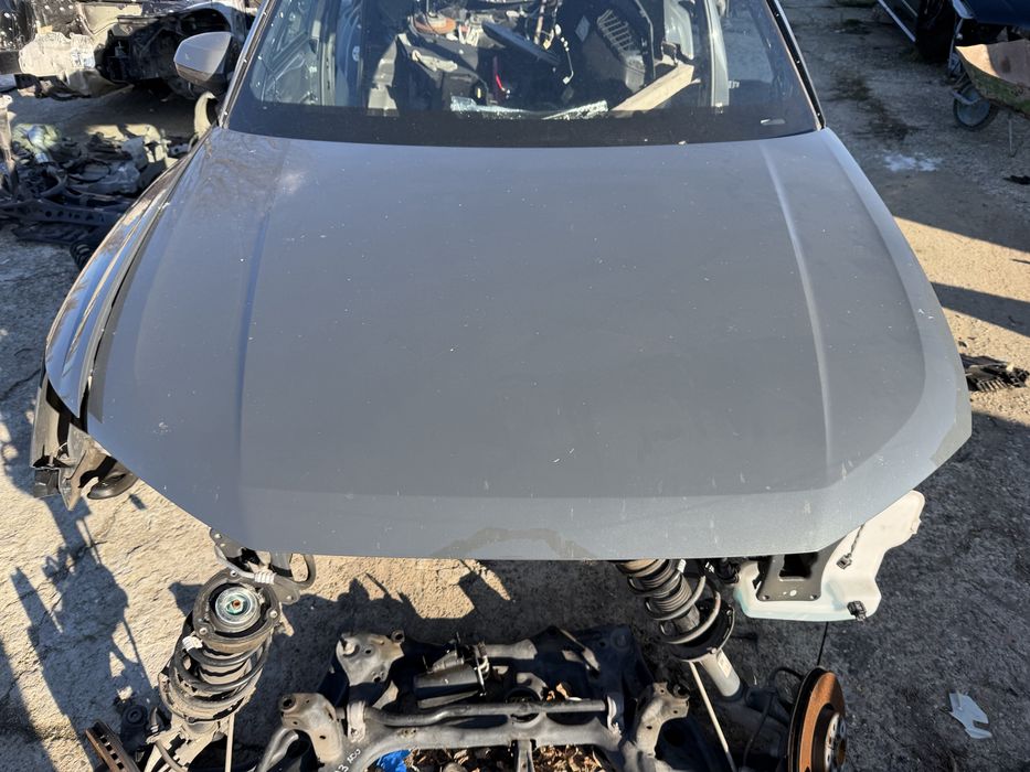 Capota / Aripa dreapta Audi Q3 83A 2019-2025