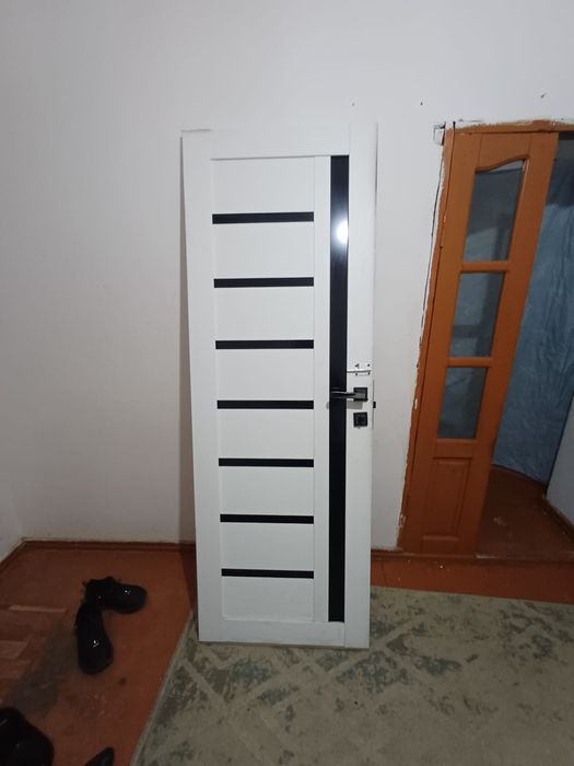 Есік  Саттылады Бу