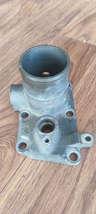 Скания, фланец системы охлаждения