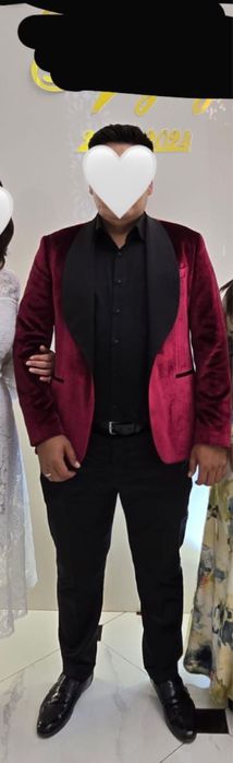 Костюм мужской .