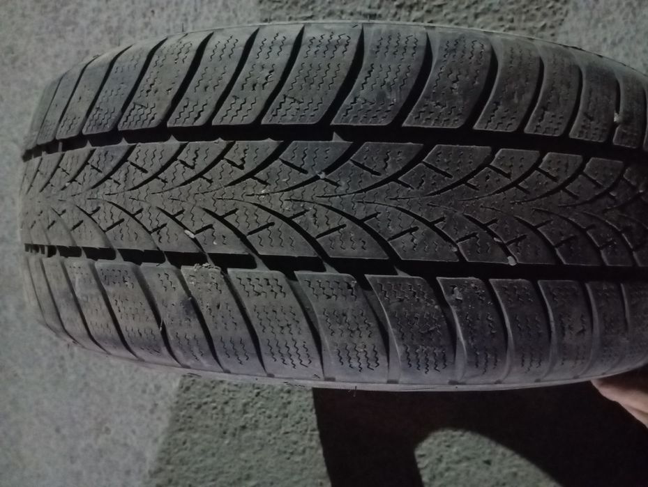 Продам летние шины размер 185.55r15