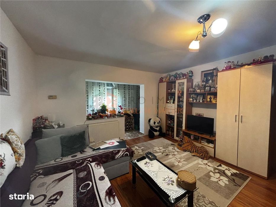 Apartament 2 camere confort 1 semidecomandat zona Crang — fotografia 1