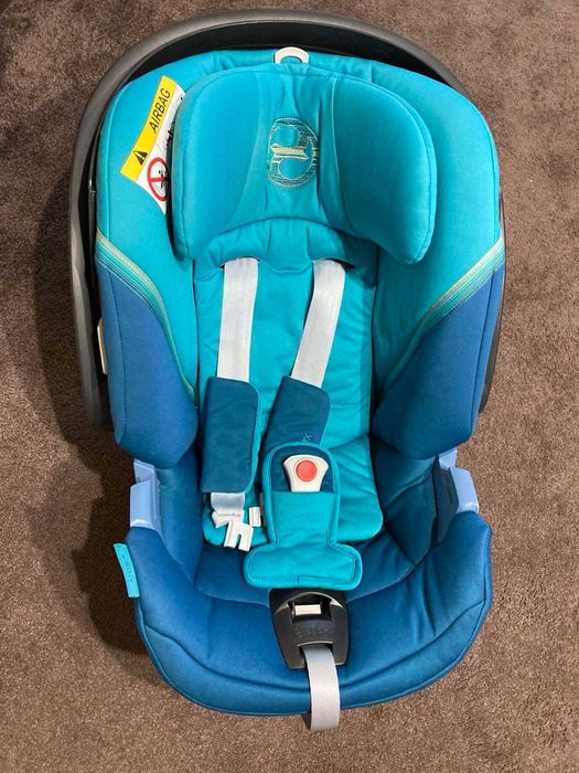 Cybex Aton 5 детско столче.