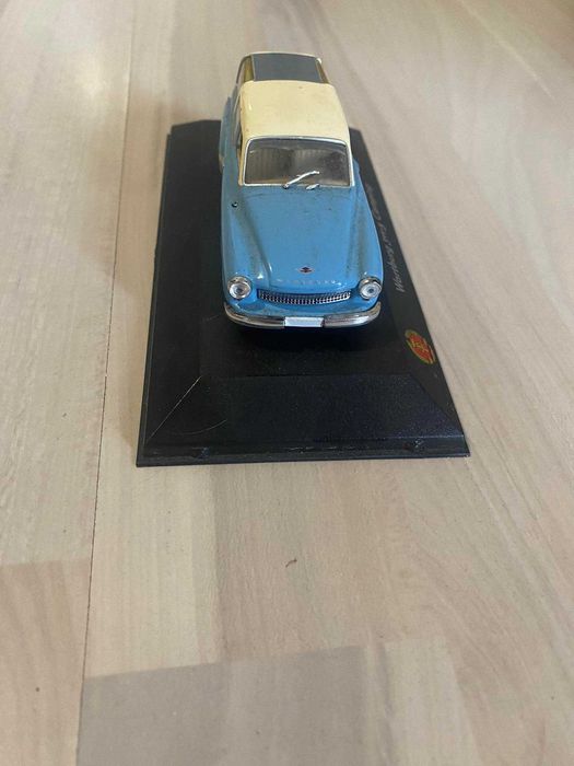 Ретро коли и пикап