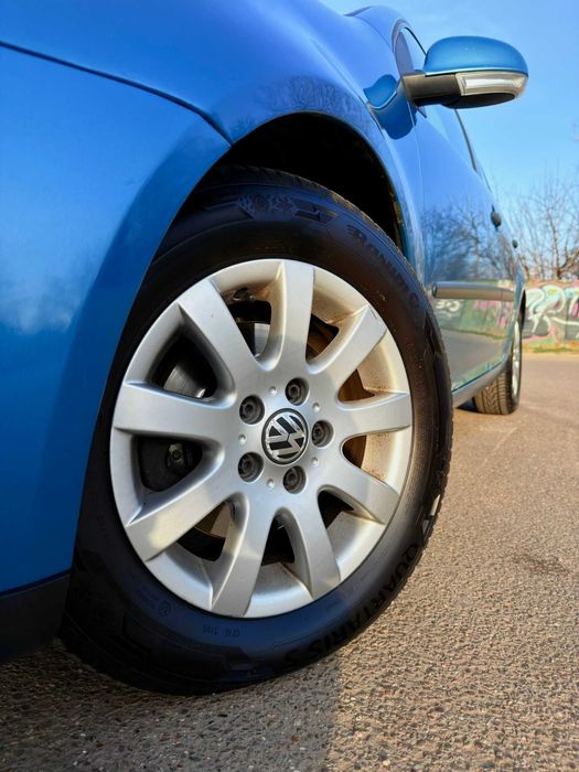 Vand VW Golf 5 1.6 benzina,2006,144270 km reali,stare f buna.