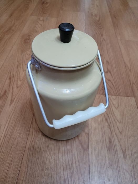 Бидон времен СССР (объём 3 литра)