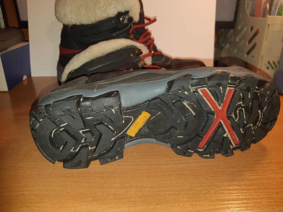 Ботинки черные 37-38 размер