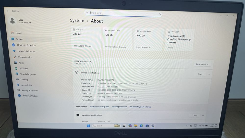 Лаптоп Dell Latitude 3520 FHD 15.6” Intel i5-1135G7 8GB RAM 256GB SSD / MS Office 2011 Pro Plus