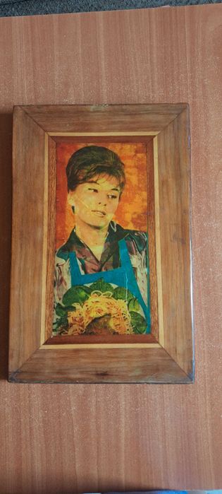 Tablouri decorative pictat pe lemn