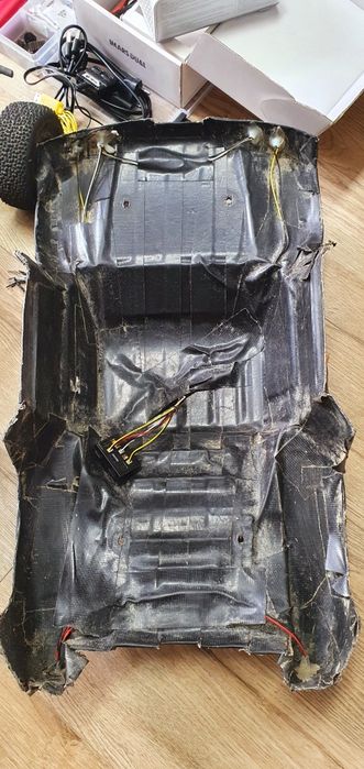 Automodel Hpi Blitz Flux 1/10 3s 4 baterii+ multe piese.