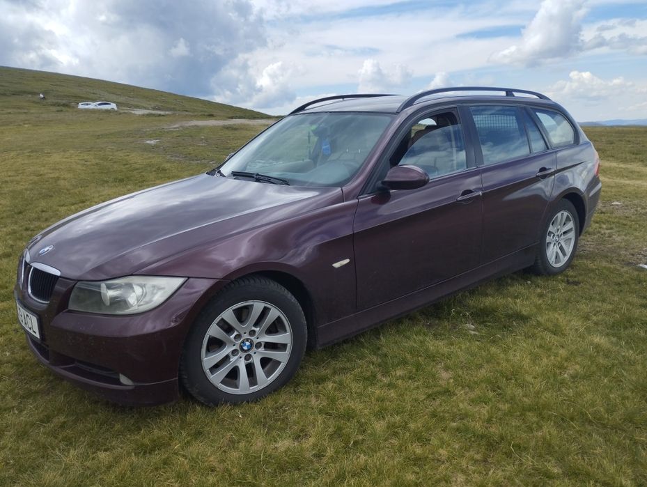 Vând BMW e91-318d