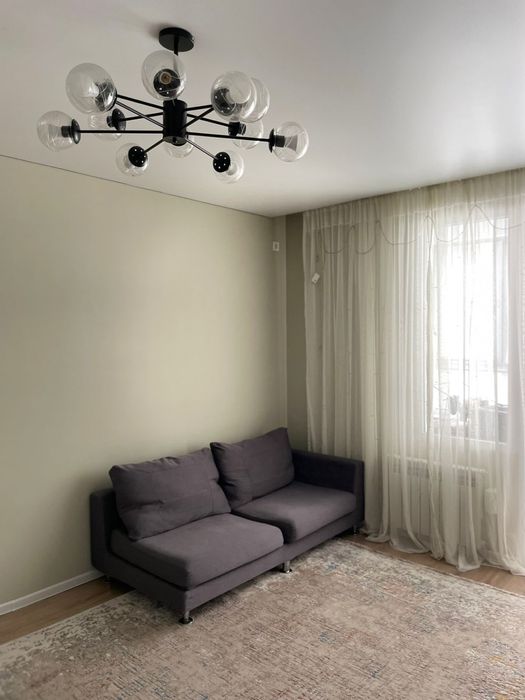 Продаю угловой диван