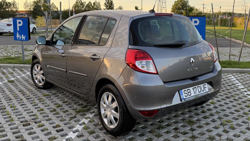 RENAULT Clio 2012 — imagine 4