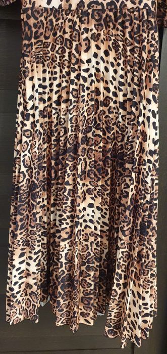 Vând rochie eleganta Mar. M