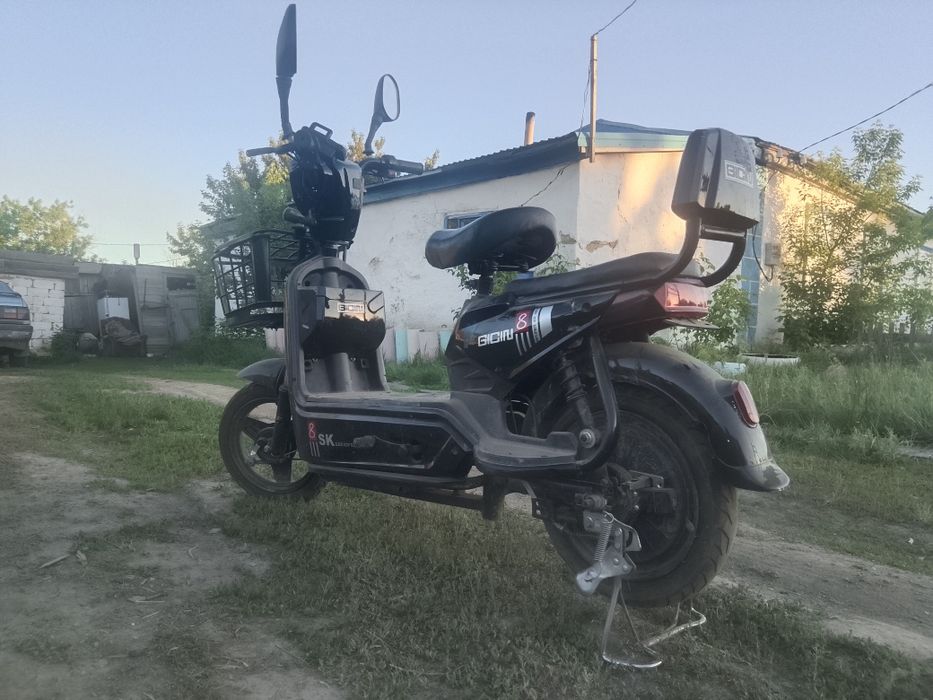 Продам электро велик 60000