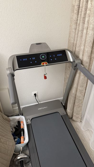 Беговая дорожка Genau