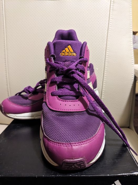 Pantofi de damă Adidas mărimea 38