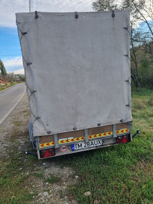 Vand remorca model flamingo