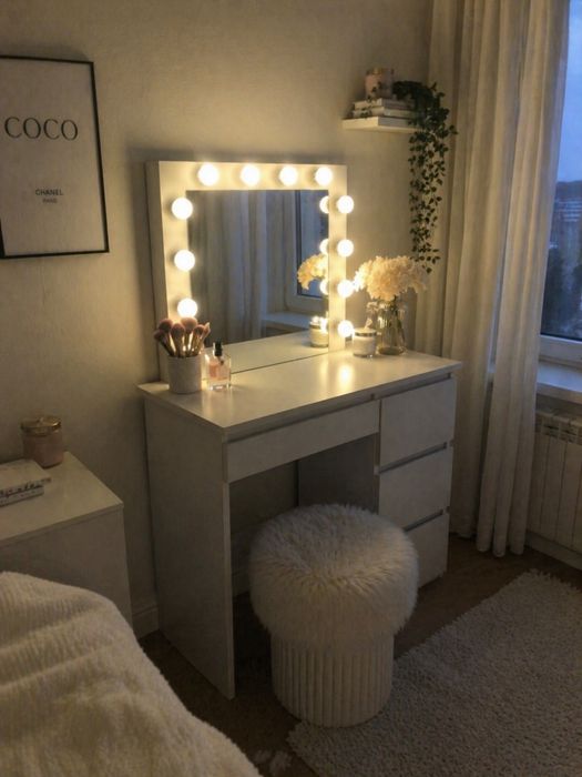 Тоалетка с led огледало
