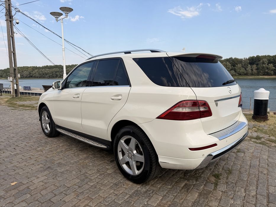 MERCEDES-BENZ ML-Class 2012 — imagine 3