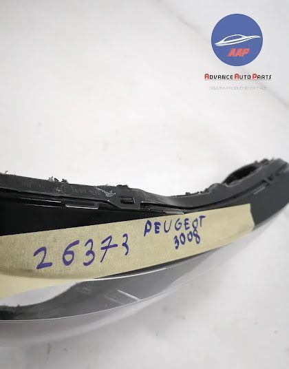 Sticla Far Dreapta original ASIGURAM MONTAJ Peugeot  3008 2 [2016 - 20