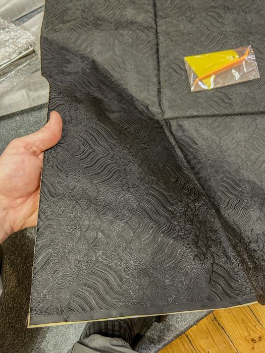 Тунинг, плат за тапициране на таван-колони за кола