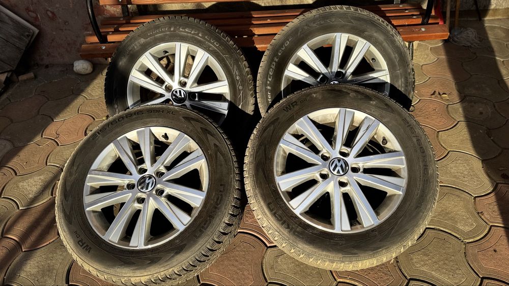 Jante aliaj VW R16 cu anvelope iarna
