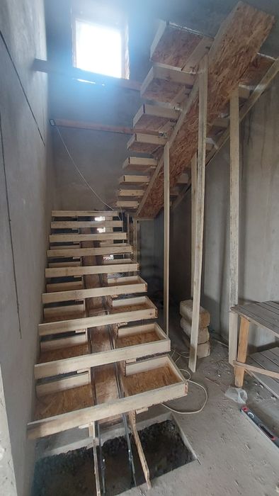 Изготовим: Бетонные лестницы.