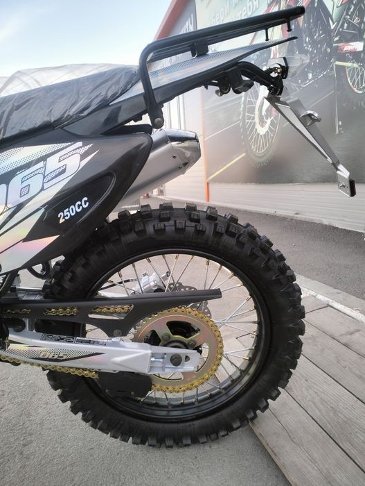 Мотоцикл эндуро 250 куб 065