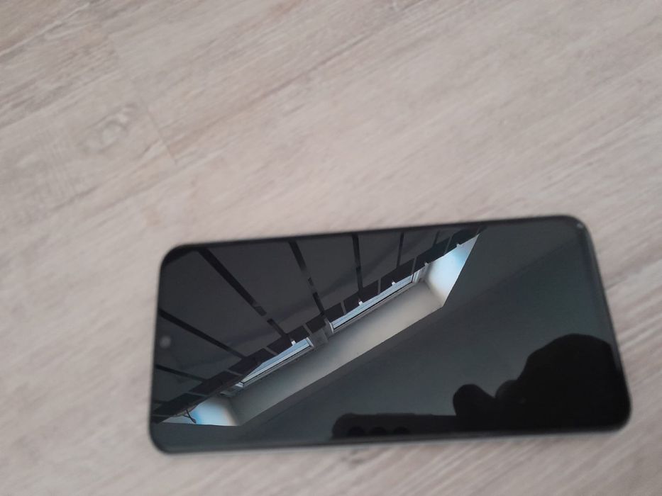 Самсунг А40 сатылады