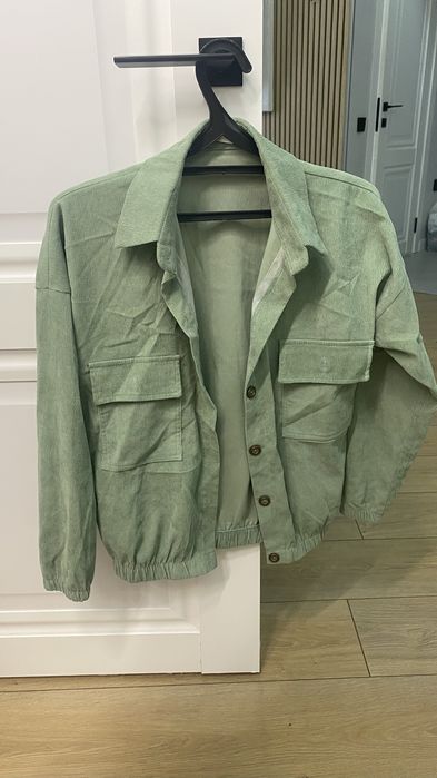 Женские одежды бесплатно отдам