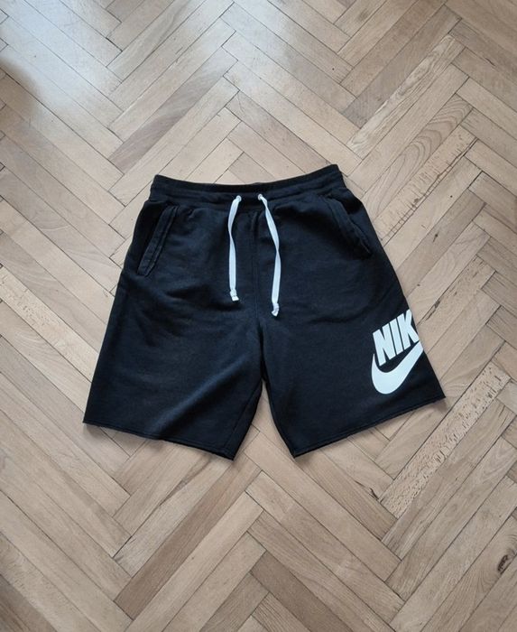 Оригинални мъжки къси панталони / шорти Nike / Размер Л / 100% памук / черни