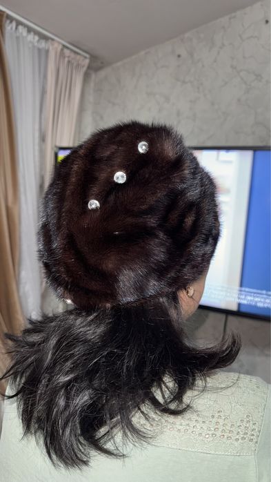 продам норковую шапку