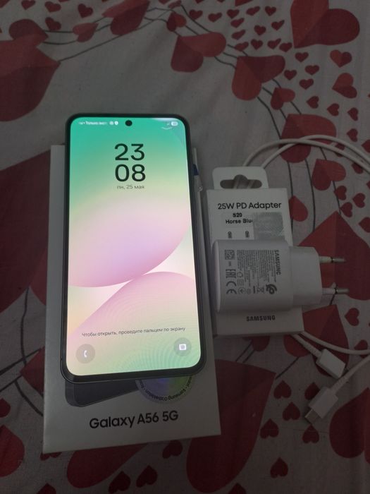 Samsung A56 5G 8ga 128GB xujjatlari bor ochilmagan toza turibdi