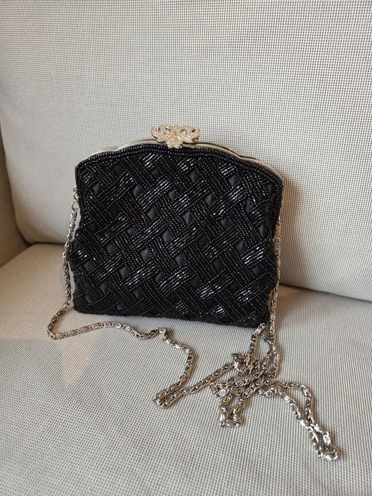 Дизайнерска вечерна чантичка с мъниста