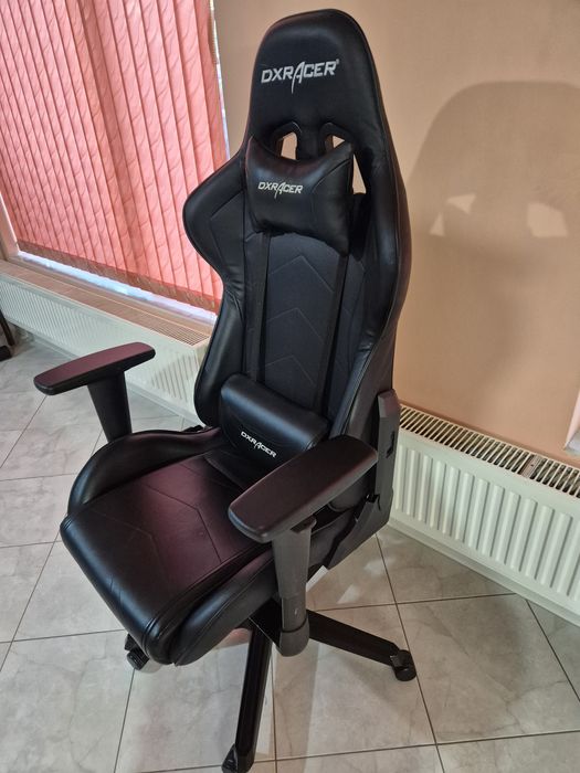 Гейм стол DXRACER Formula.
