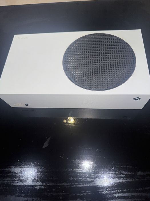 Xbox series S 512gb 2 manete