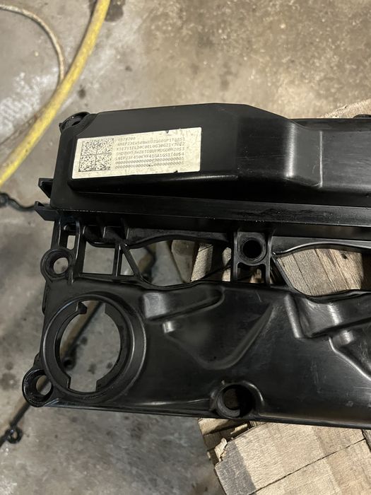 Капак клапани за Мерцедес om651