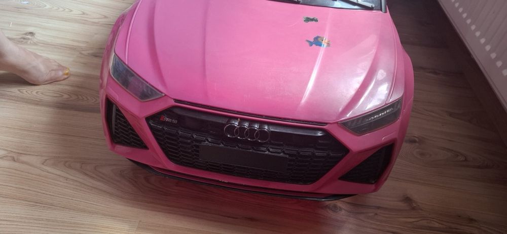 Masinuta electrica audi pentru fetite