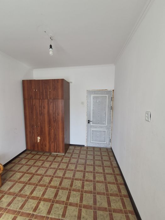 Продаётся 3х комнатная квартира  в 6мк.