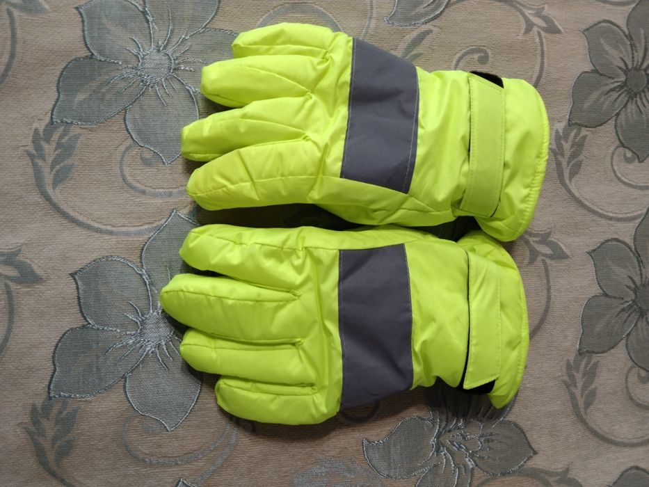 Бушлат со штанами и с перчаткой