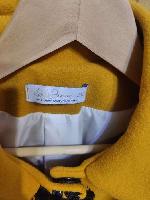 Palton de damă Mustariu galben mărimea S mărime 36