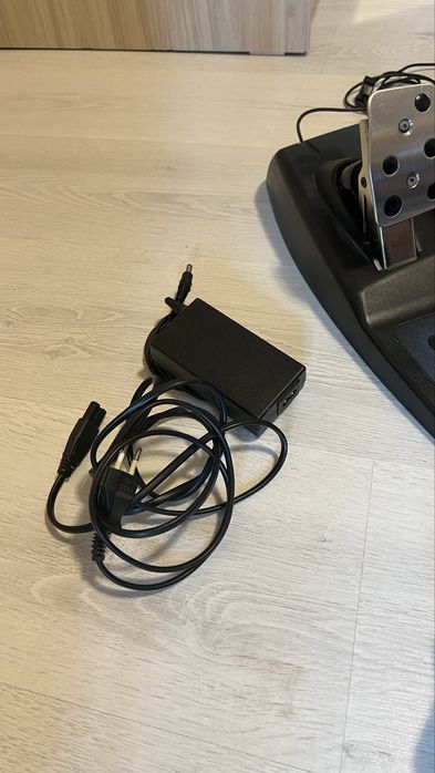 Volan Logitech G29