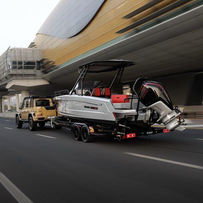 BRABUS Shadow 300 Катер