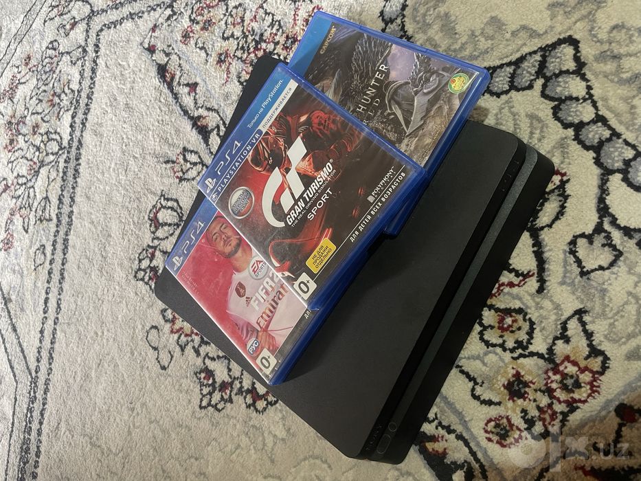 Playstation 4 slim 1tb