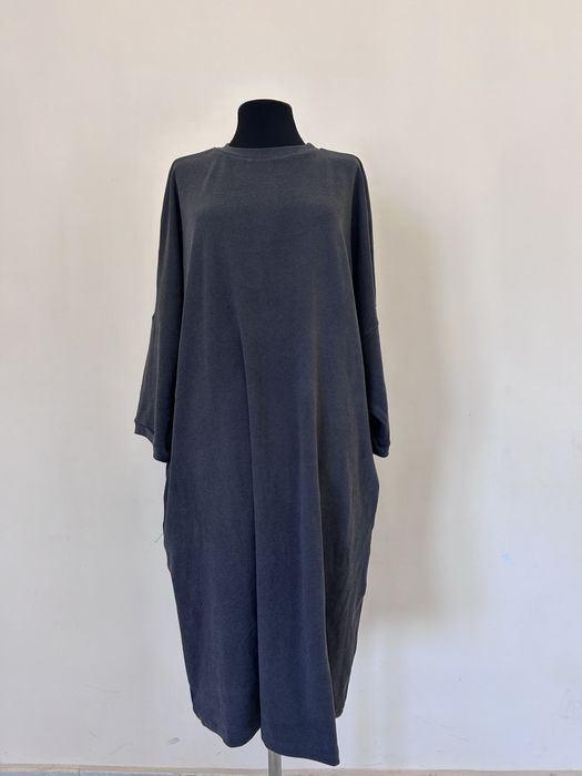 Продаю Женские Платья