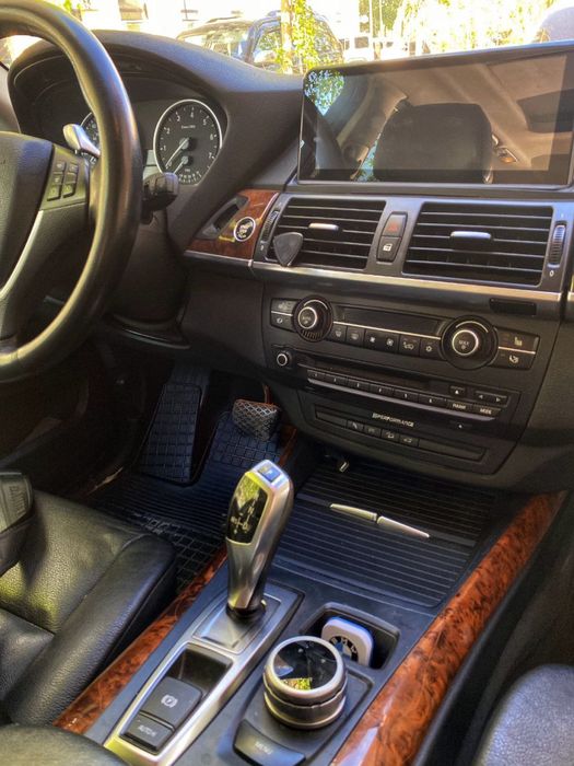 Продаю BMW X5 E70